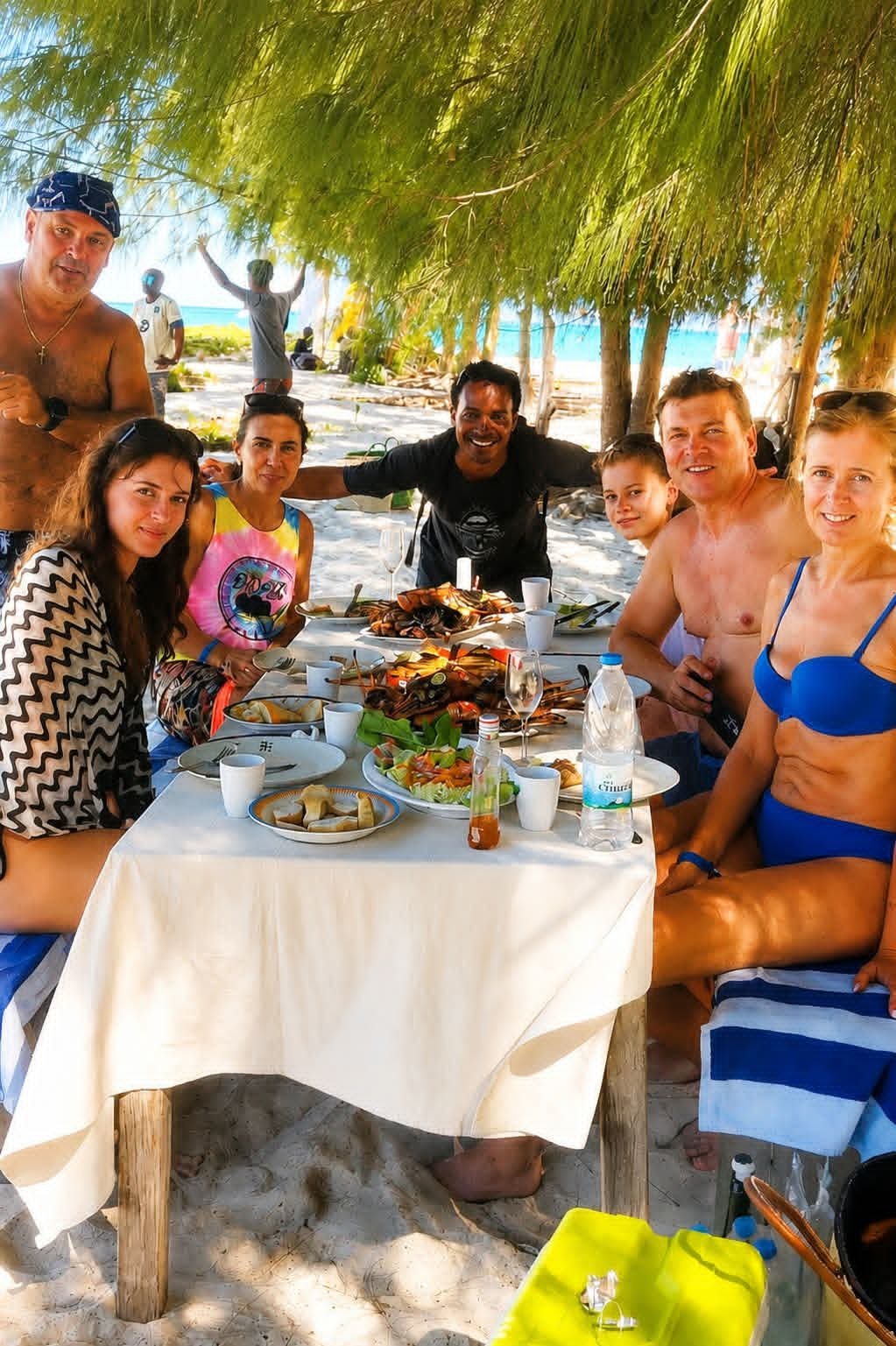 A beach lunch on the full-day whale tour